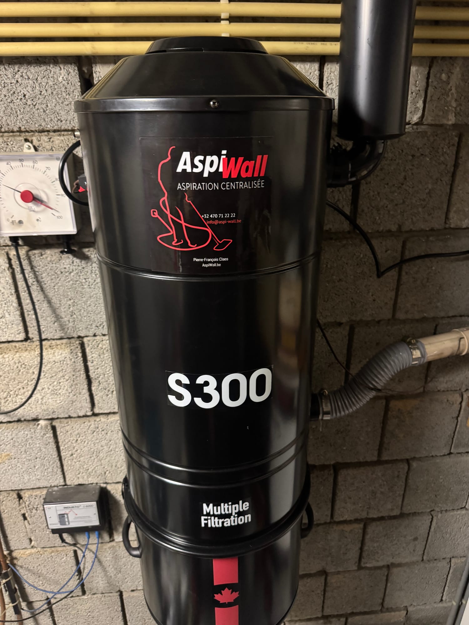AspiWall S300 — filtration multiple, raccordée aux gaines en place