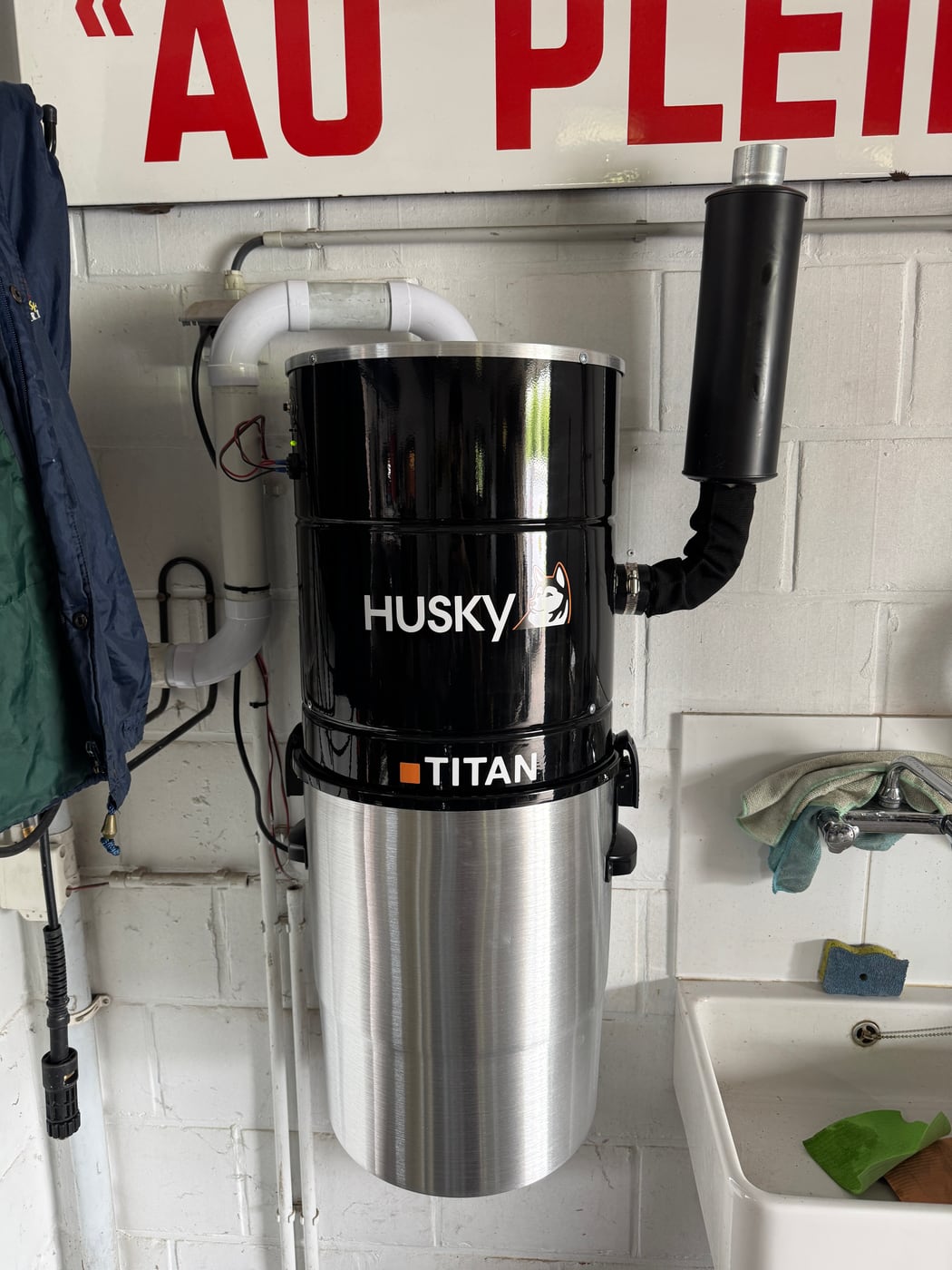 Husky Titan — bi-moteur, raccordée aux gaines déjà en place