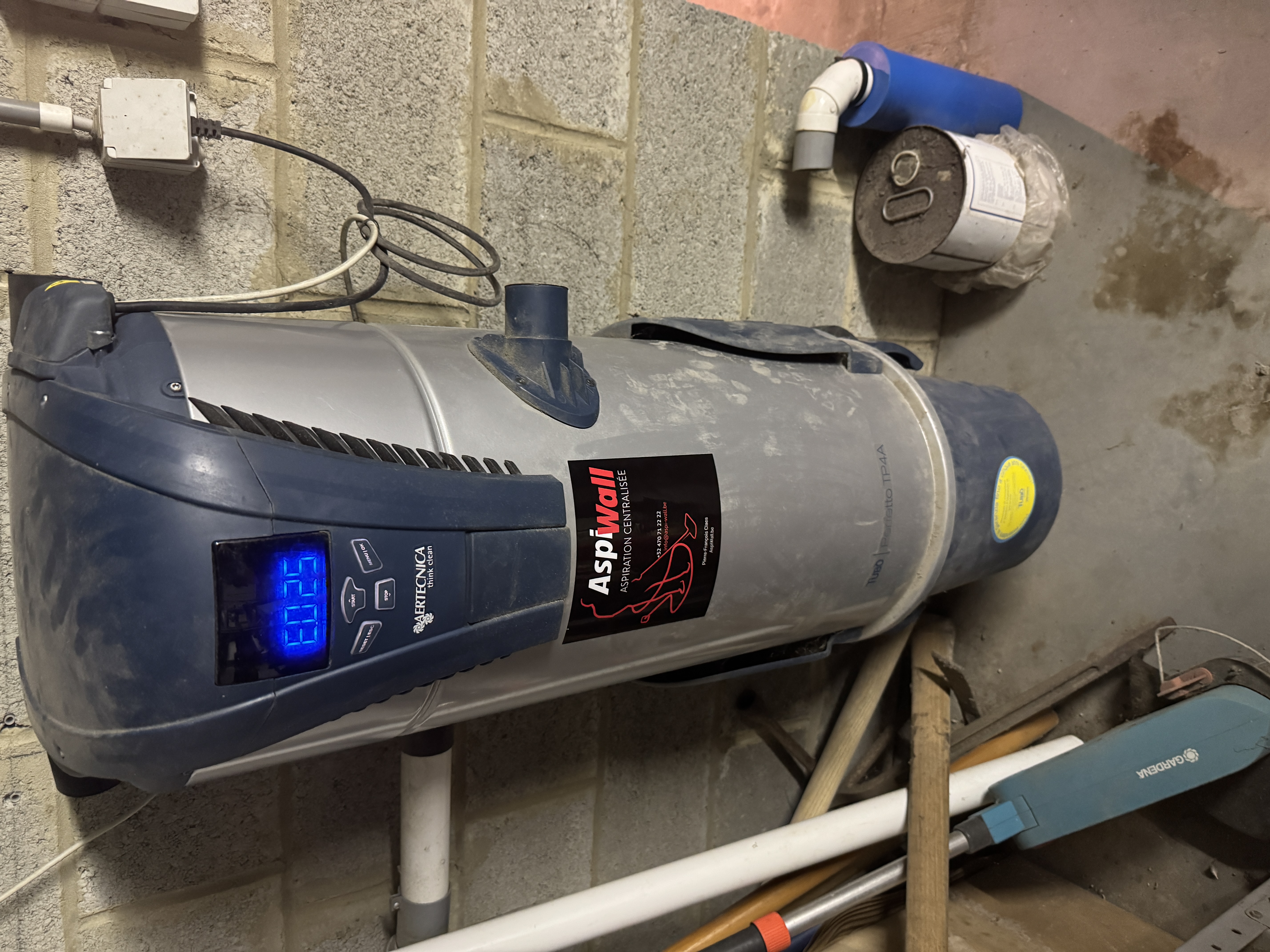 Aertecnica central unit — handled by AspiWall